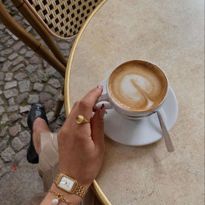 Le Marais Watch Lumière | Caliarue